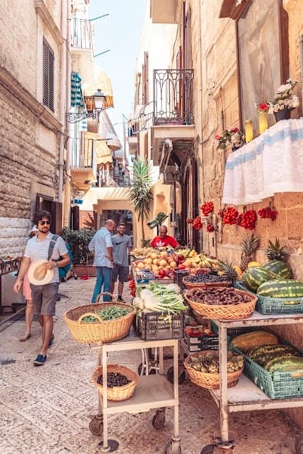 Guided Tour Of Bari With Street Food Tasting
