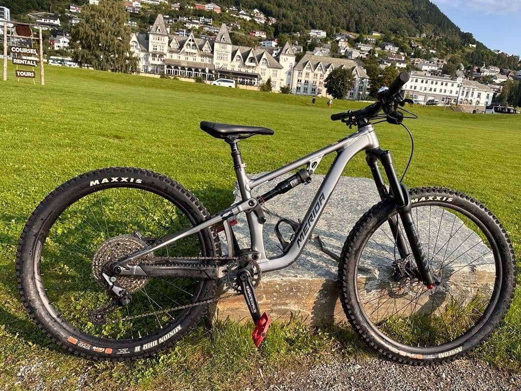 Rentals | Mountain Bike - Full Suspension