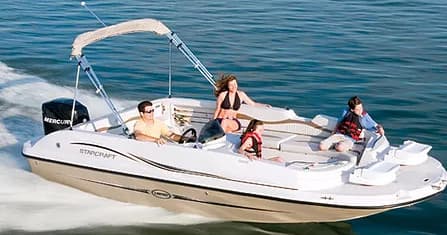 22' Starcraft Deck boat