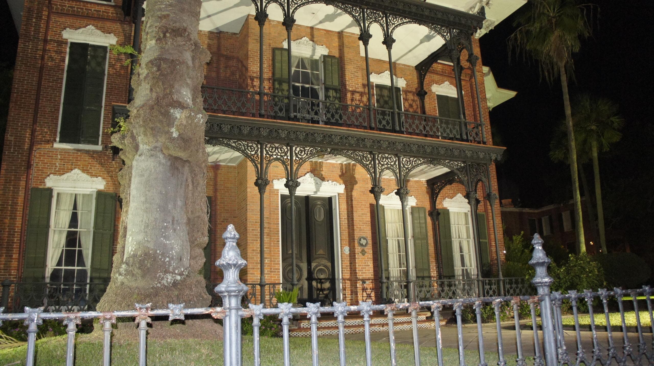Authentic Galveston Ghost City Tours