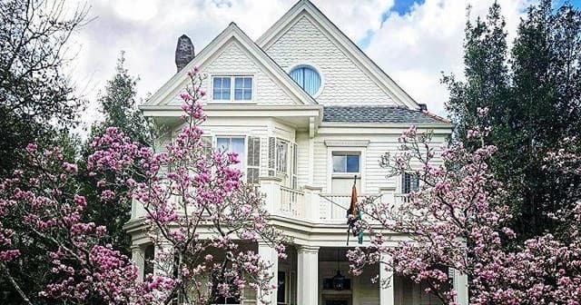 Garden District Tour