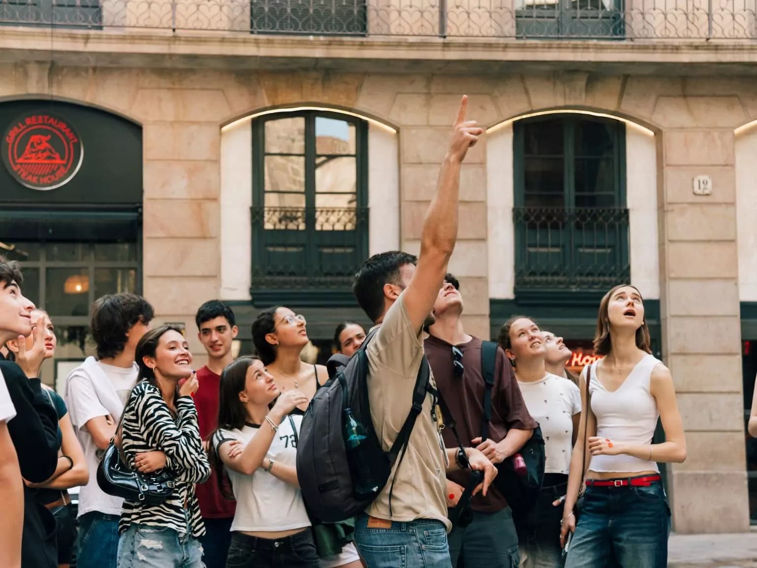 El Gótico - Tour escuela