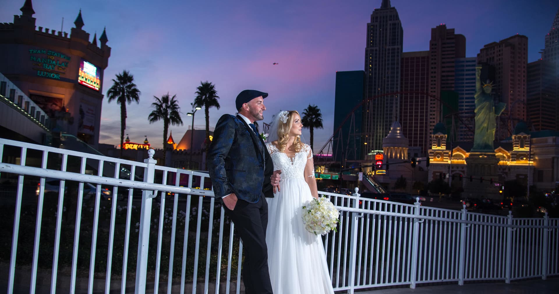1-Hour, Private Limo Photo Tour