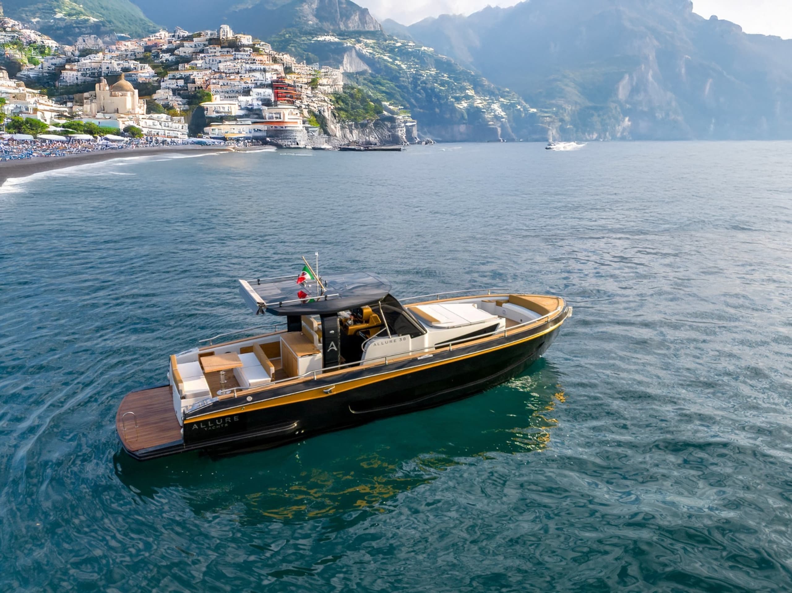 Capri Exclusive Luxury Semi-Private Yacht Tour