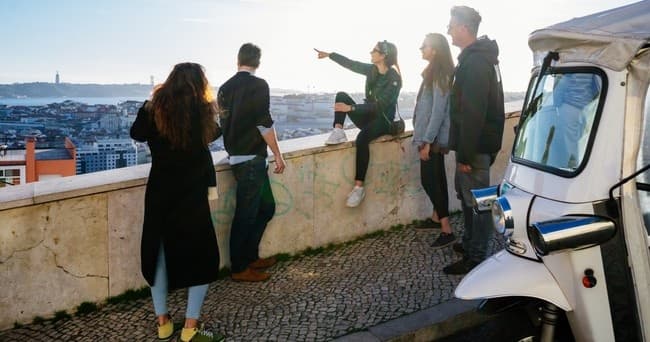 Best of Lisbon Tuk Tuk Food Tour • Private