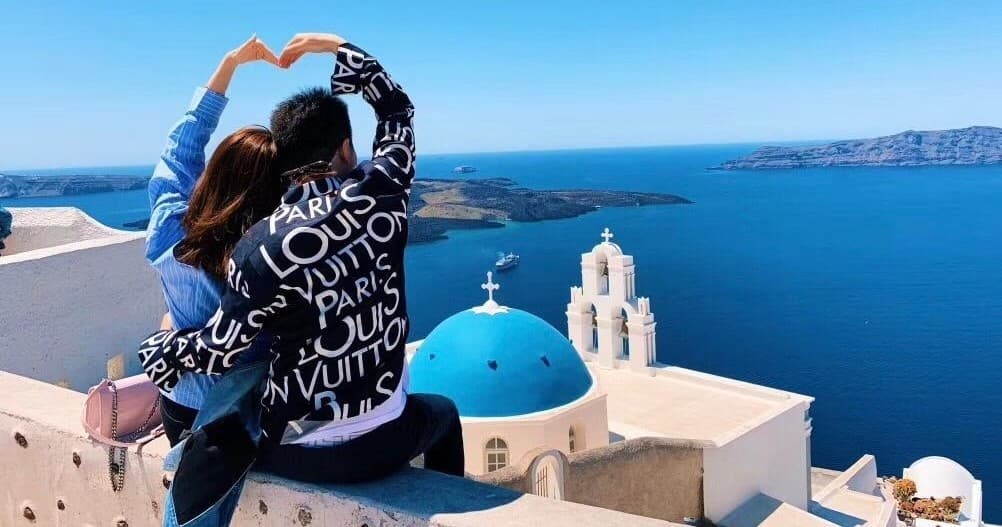 Full Day Private Custom Santorini Island Tour