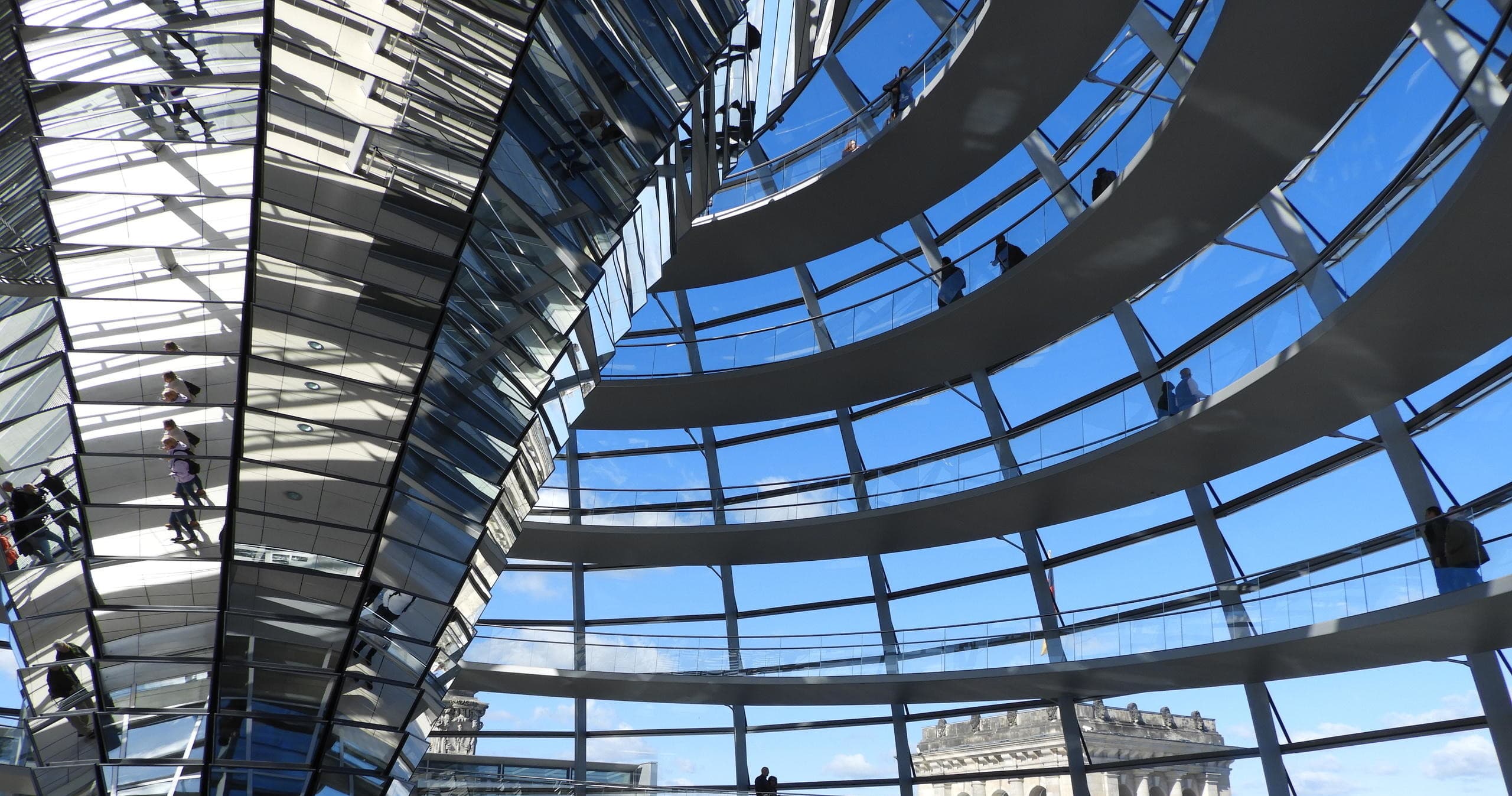 Reichstag Tour mit englischsprachigem Tourguide