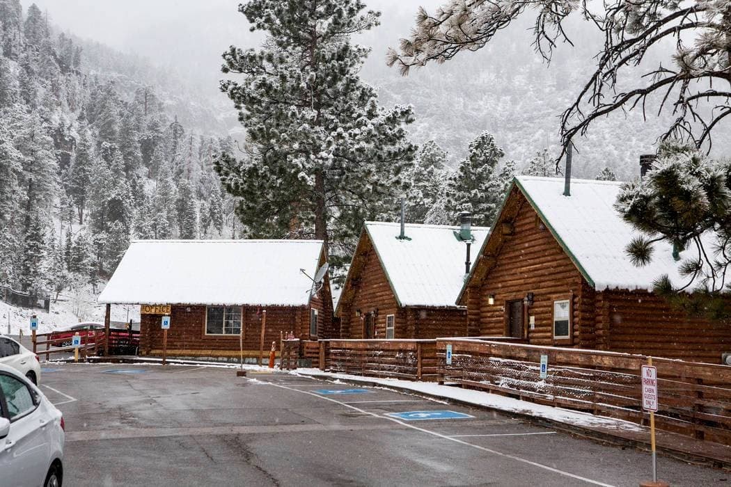 California Mojave Desert, Mount Charleston Lodge    and Resort Tour
