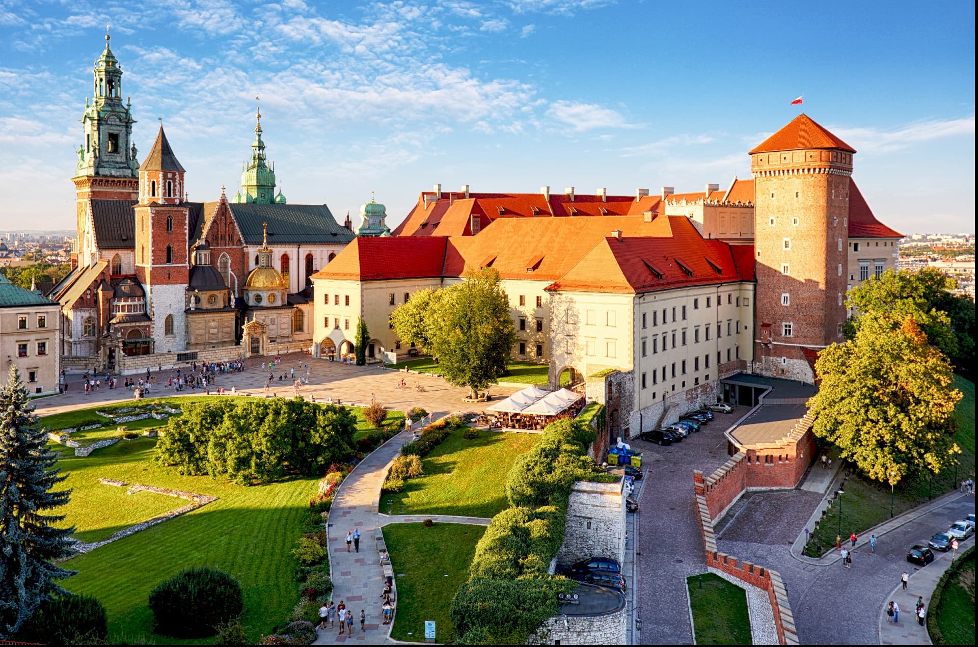 Wawel Royal Chambers and Crown Treasury Private Tour