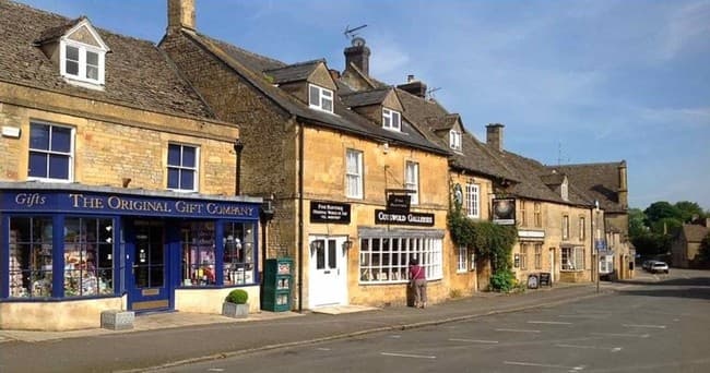 London to / from The Cotswolds Transfers