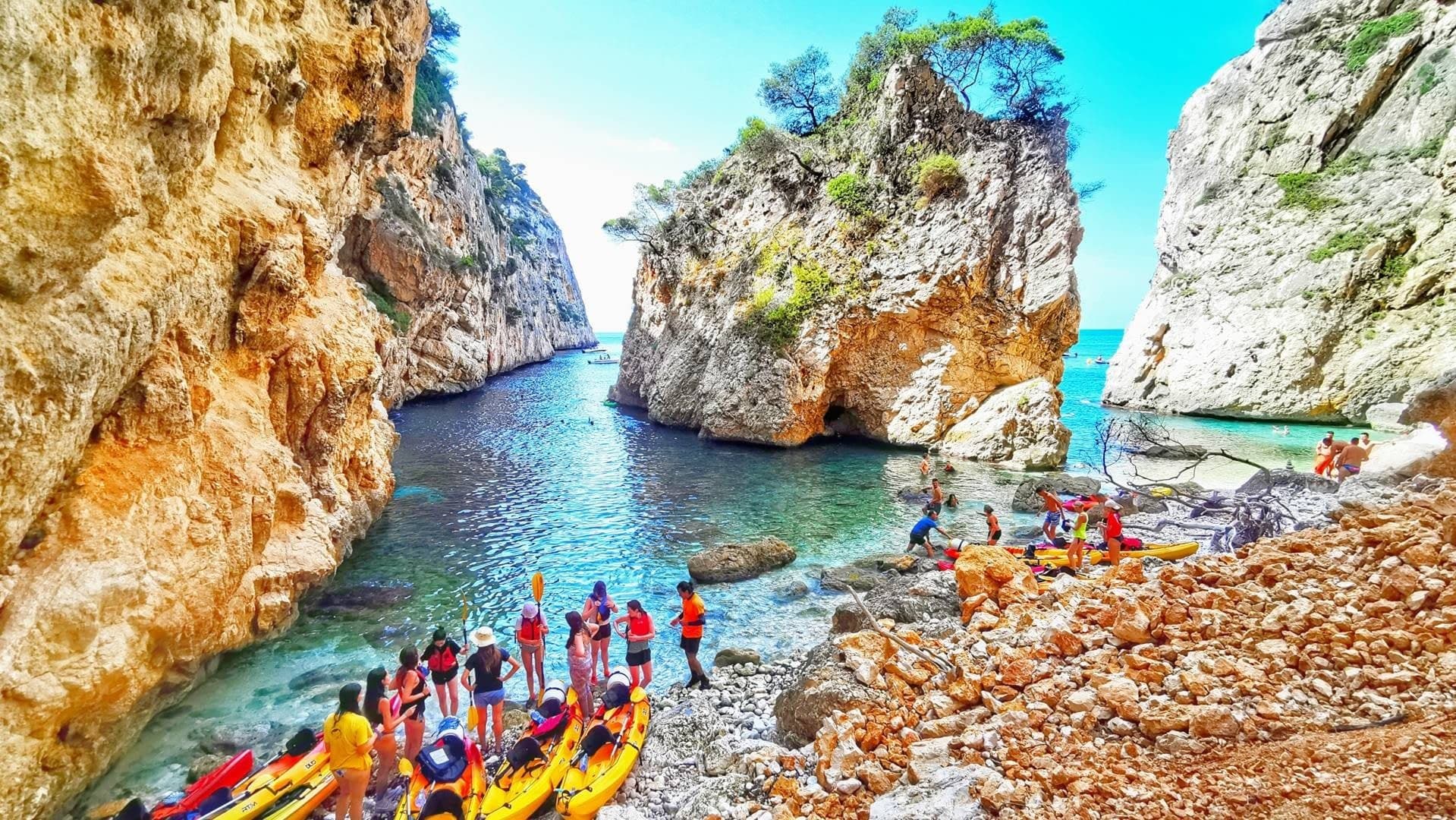 Kayak en la Cala Granadella