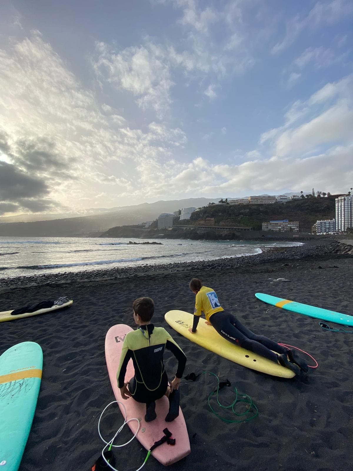Bono de 10 clases de surf - Residentes en Tenerife o Estudiantes ULL