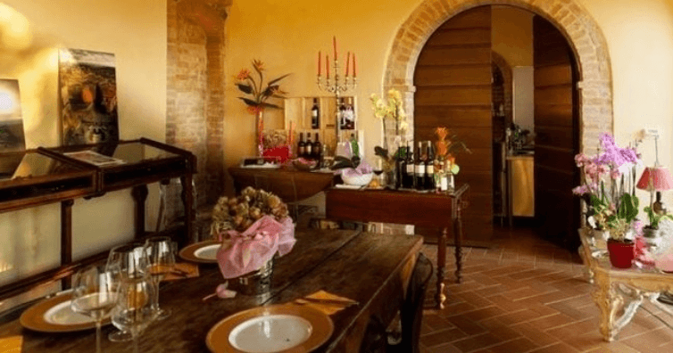 Premium Truffle Hunting With Truffle Dinner/Lunch And Brunello Di Montalcino