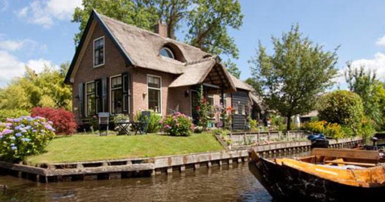 Giethoorn, Private Boat Tour & Exploring the North of The Netherlands