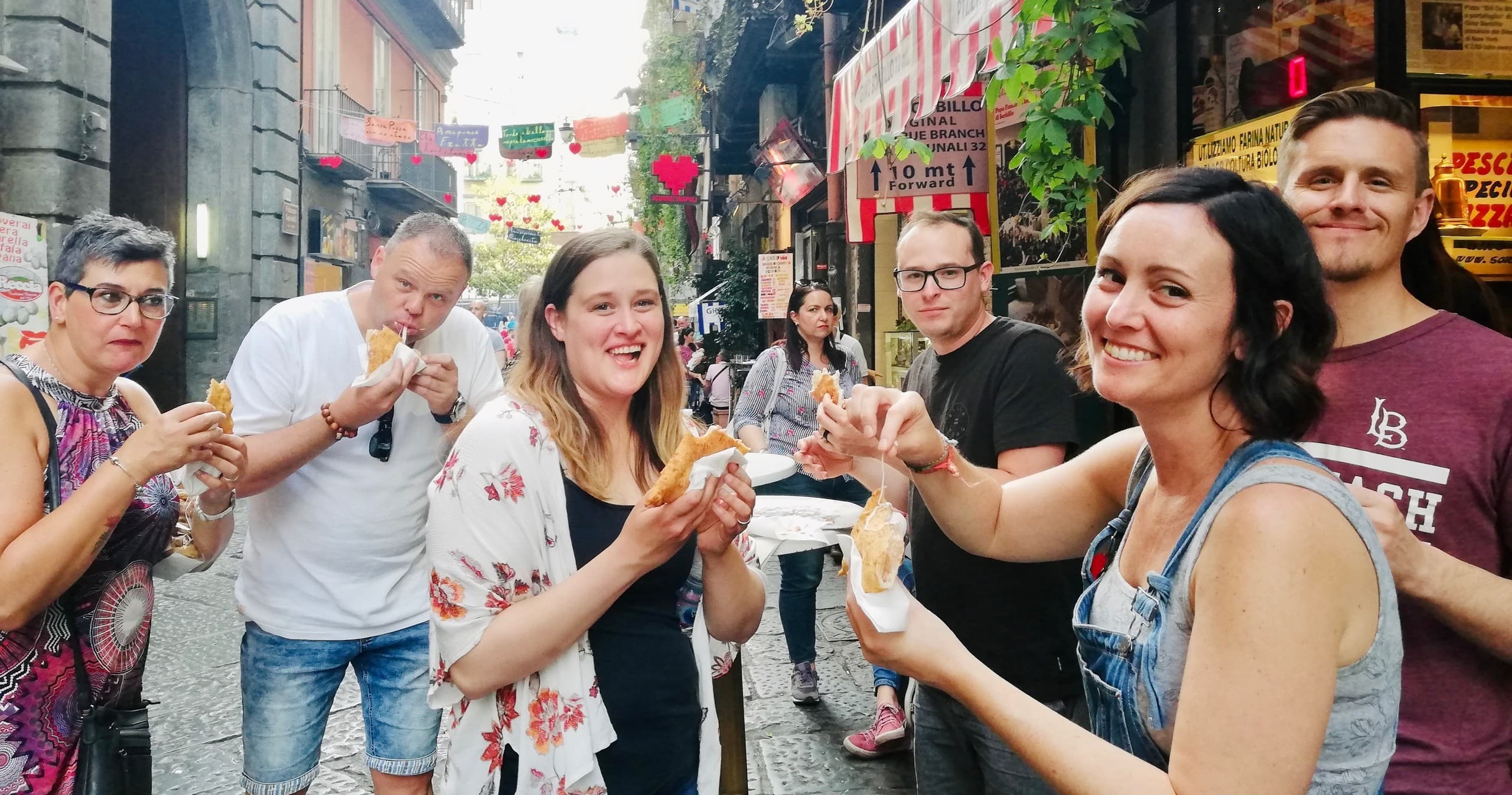 Tasty Naples Street Food Tour of Must-Eat Gourmet Specialties