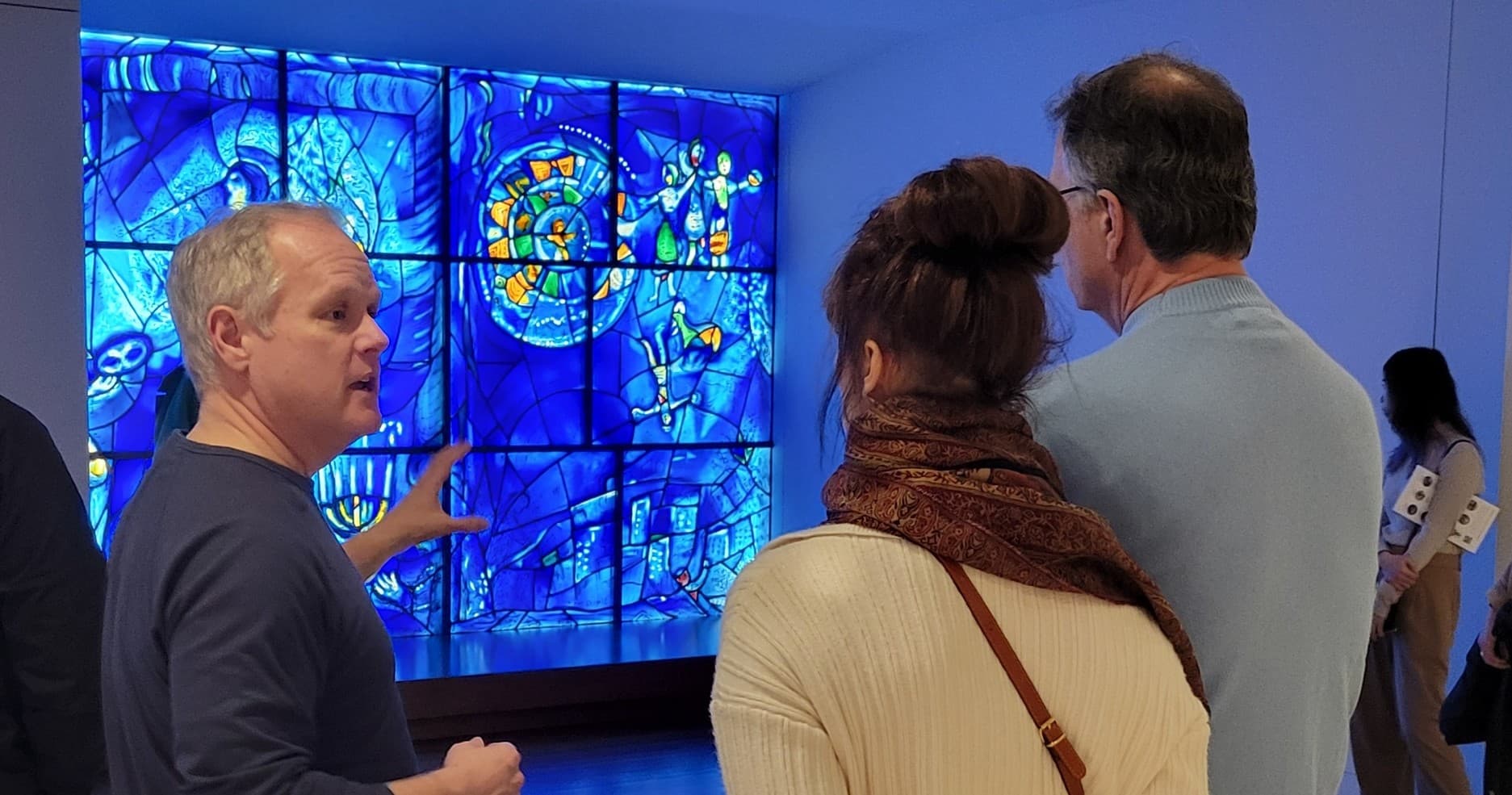 Art Institute of Chicago Tour by Art Historian with Skip-the-Line Tickets (Private Tour)
