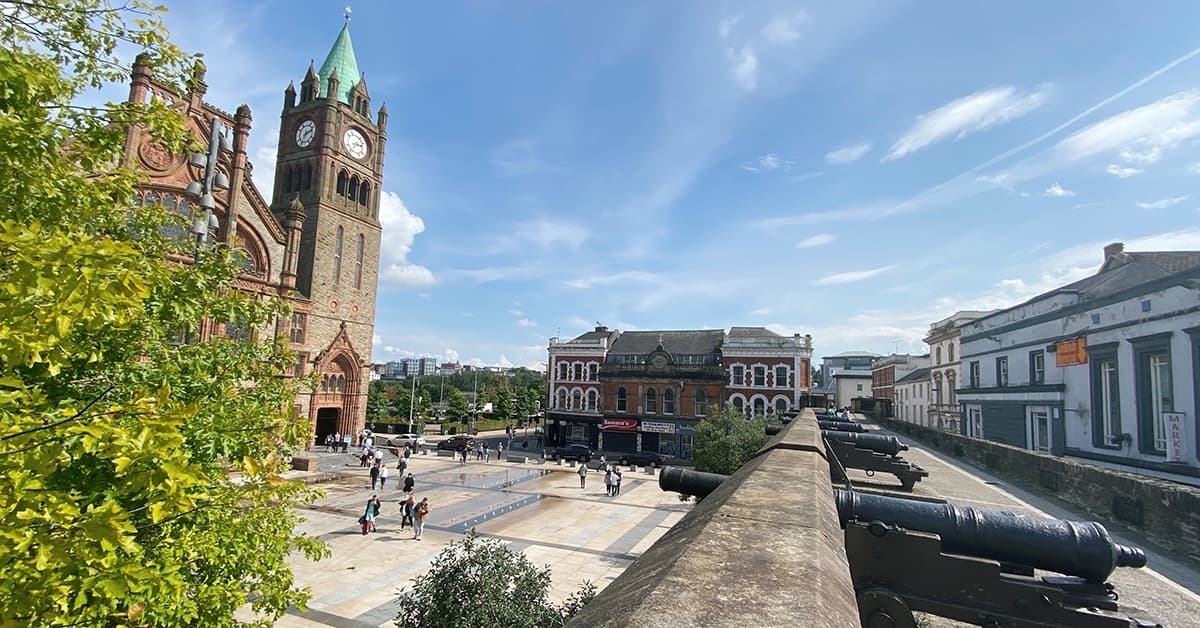 Derry/Londonderry Private Tour from Belfast