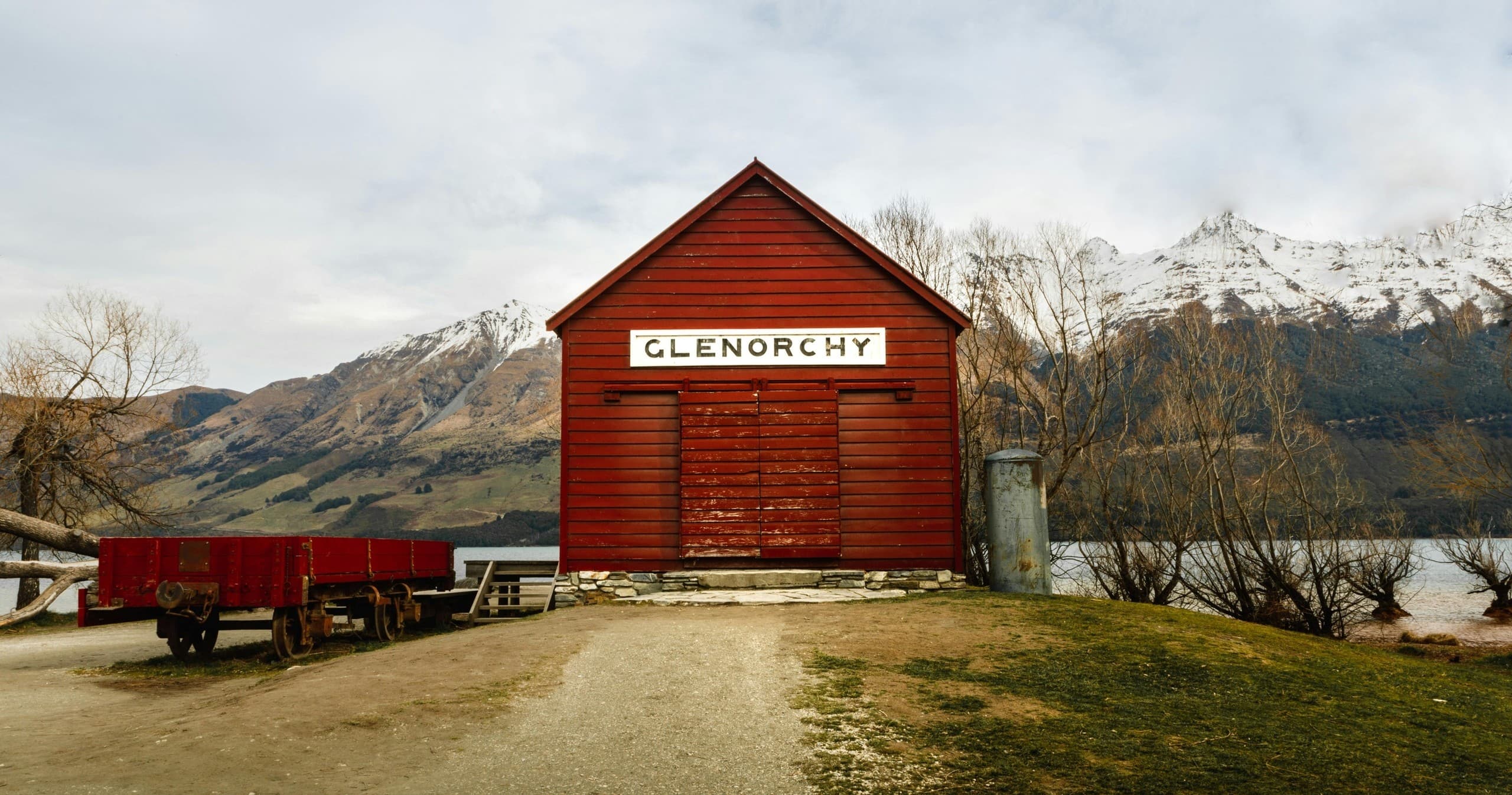 Glenorchy Sightseeing & Hiking Tour