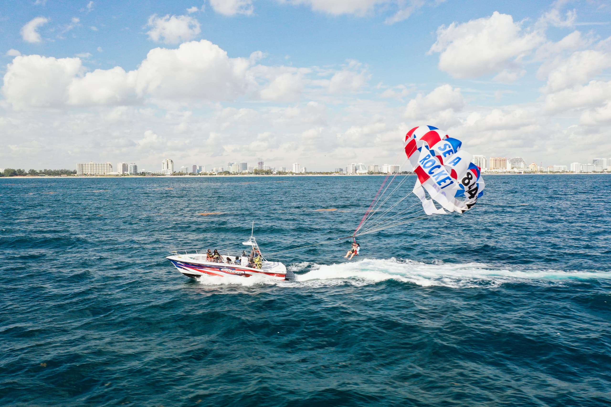 FORT LAUDERDALE OCEAN PARASAILING & SIGHTSEEING ADVENTURE