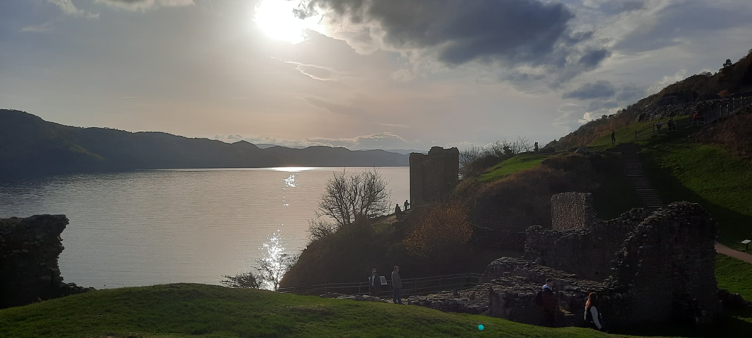 A Day in The Highlands: City, Whisky, Castle and Loch