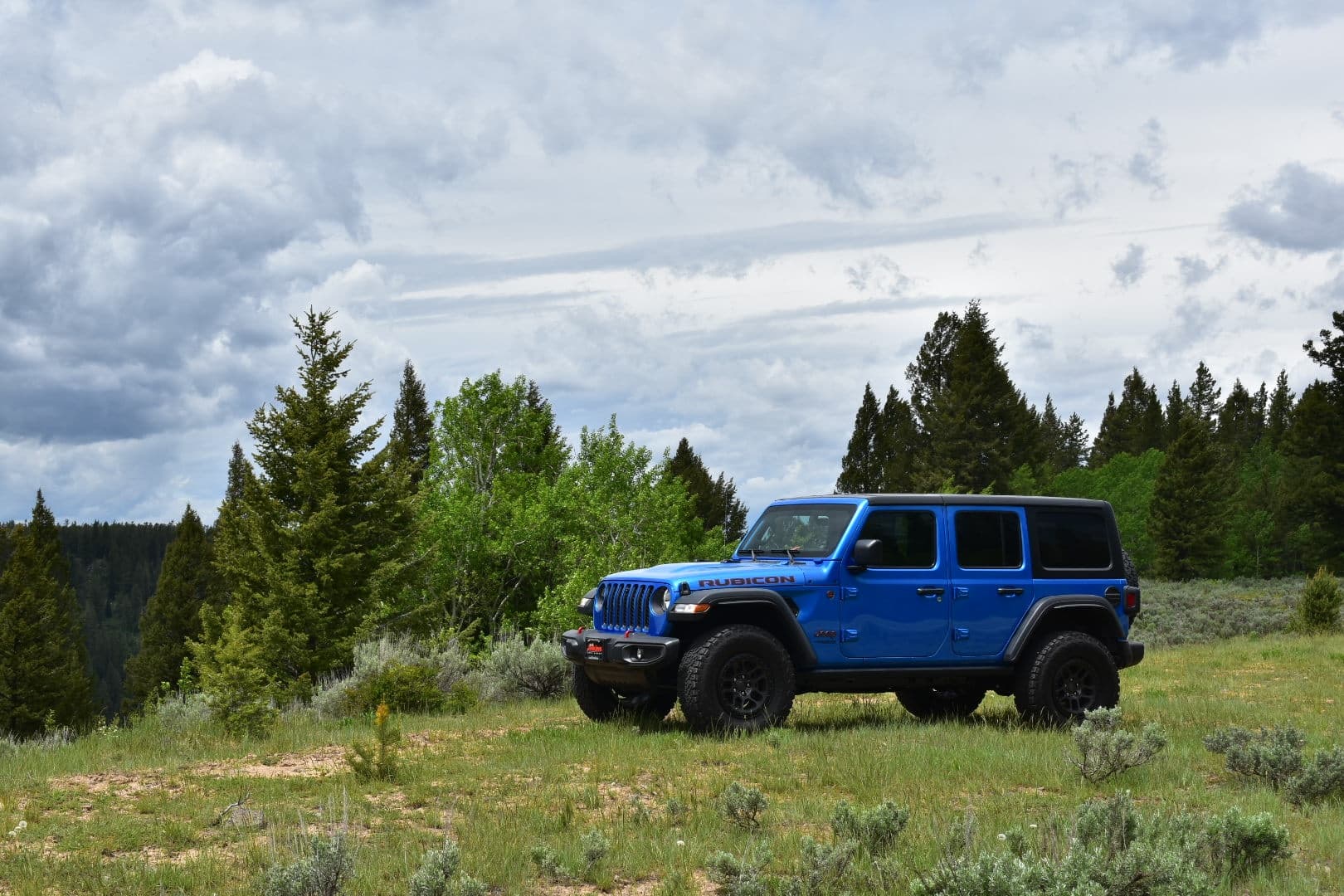 2022 Jeep Wrangler Rubicon (Blue)
