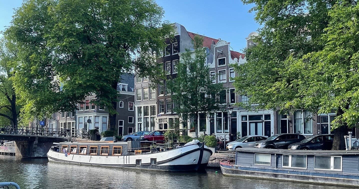 Signature Walking Tour Amsterdam