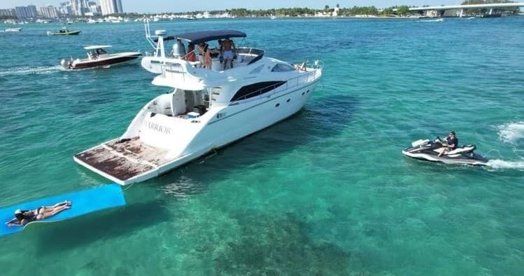 Miami Yacht Charter