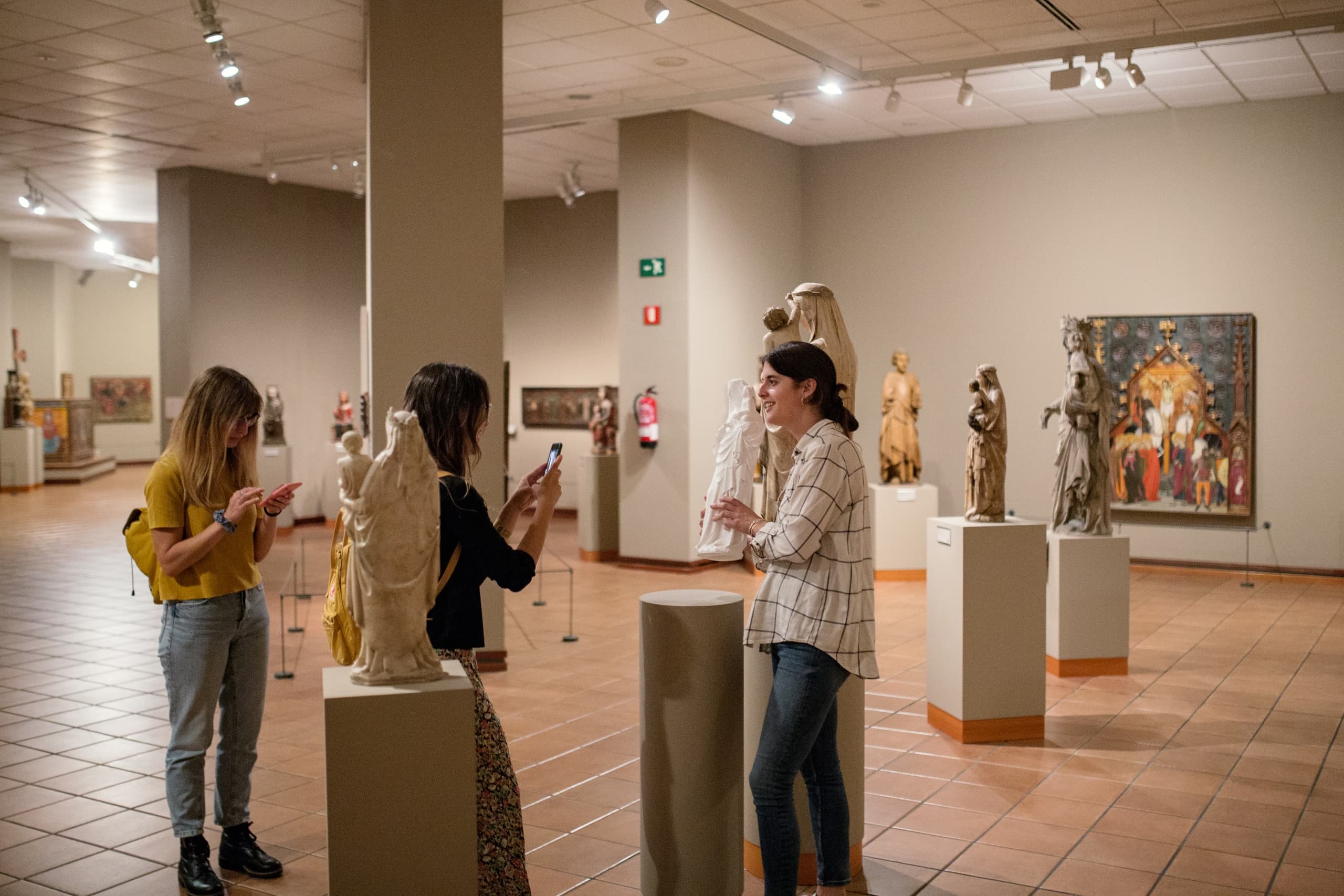 Entrada General al MEV, Museo de Arte Medieval
