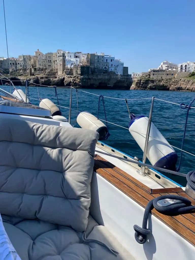Escursione Giornata Intera • Partenza Polignano