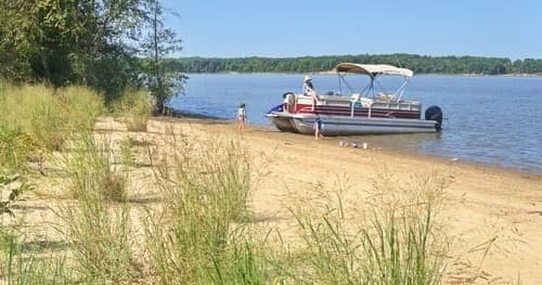 Multi Day Tritoon Boat Rental