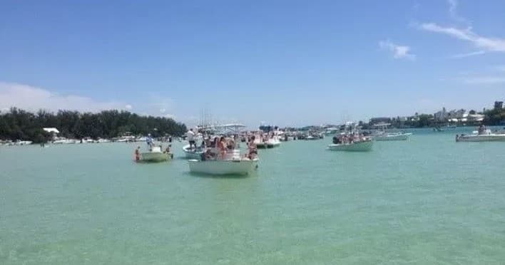Beach & Sandbar Boat Tour