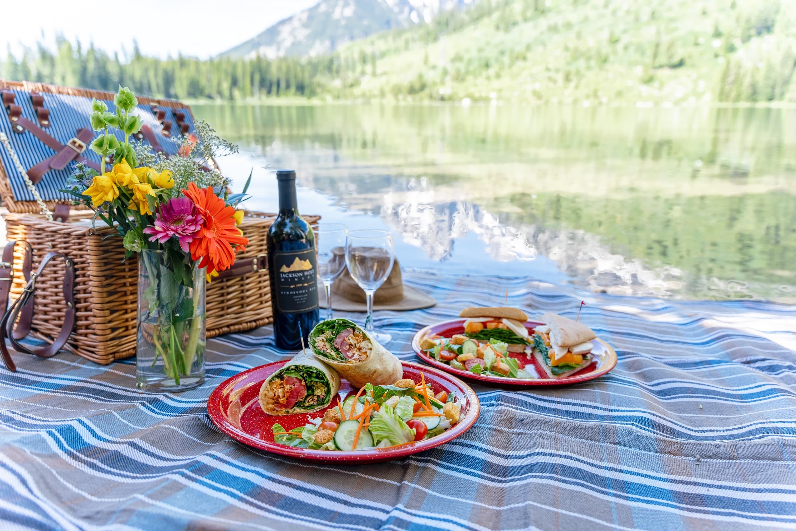 Picnic Set and Blanket