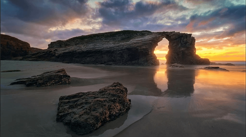 Tour Playa de las Catedrales, Lugo y Ribadeo desde A Coruña