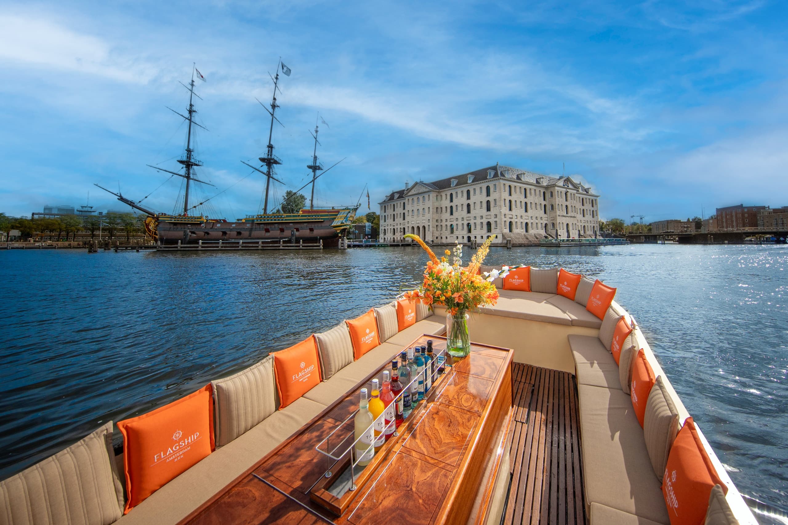 Amsterdam Luxury Boat Canal Cruise – starts from Rijksmuseum