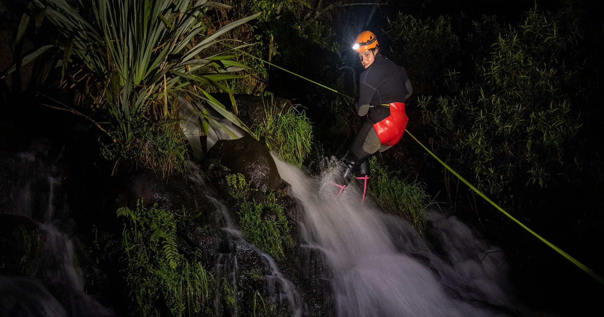 Karioi Glowworm Canyoning