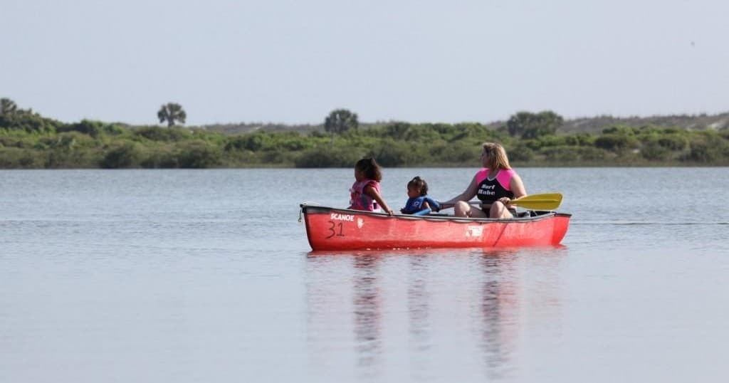 1 Hour Canoe Rentals