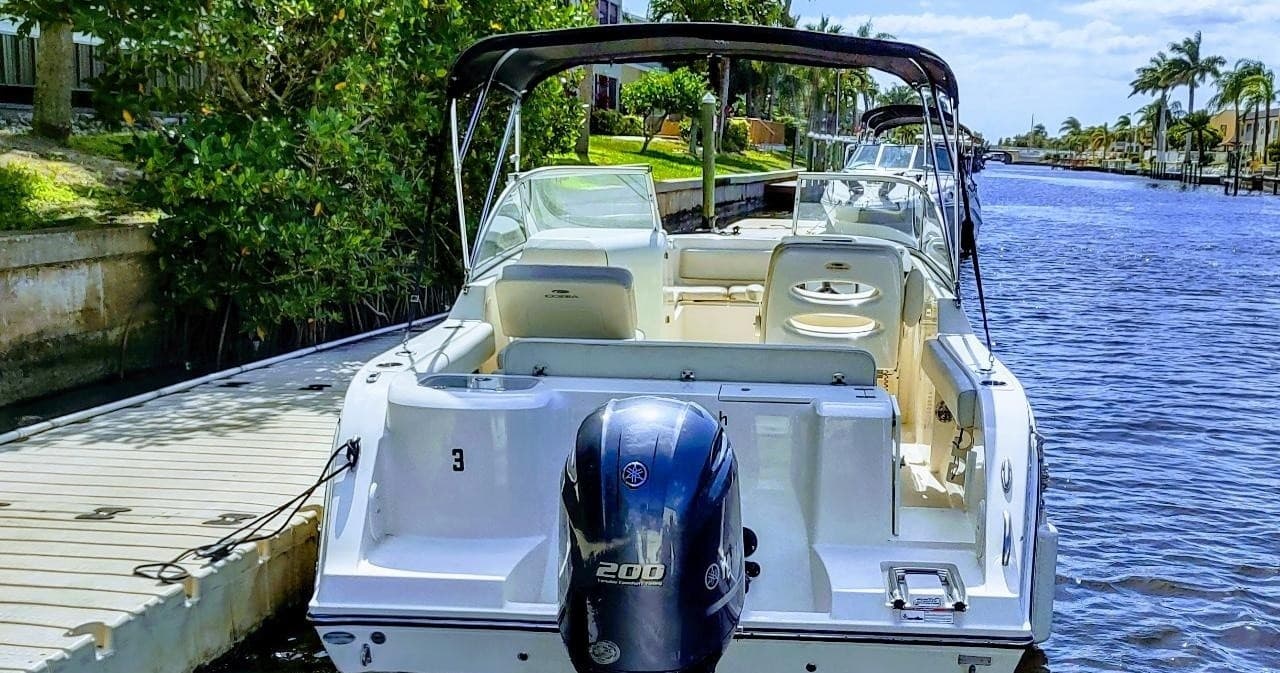 220 DC Cobia Bow Rider Rental