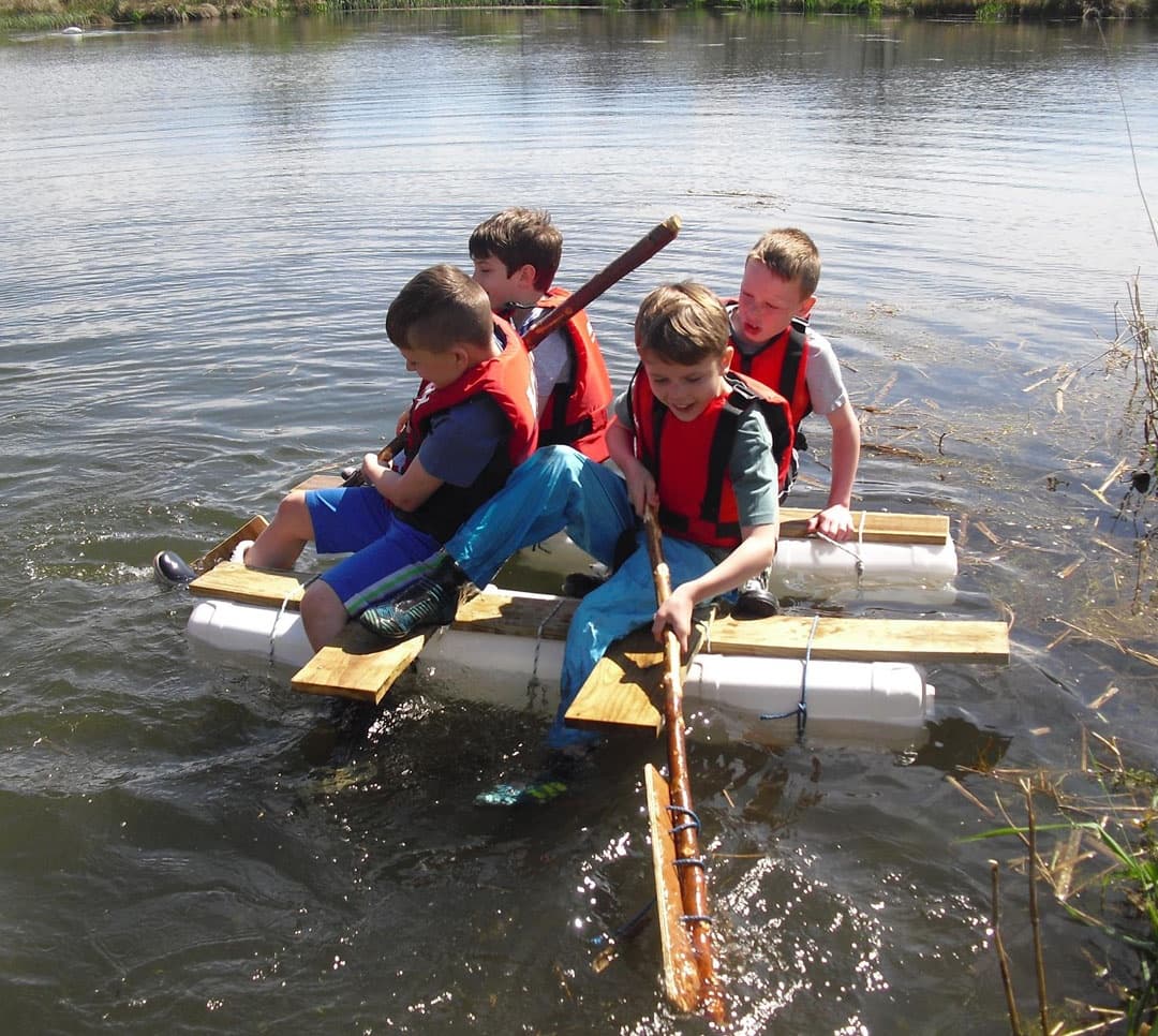 Raft Building & Team Building