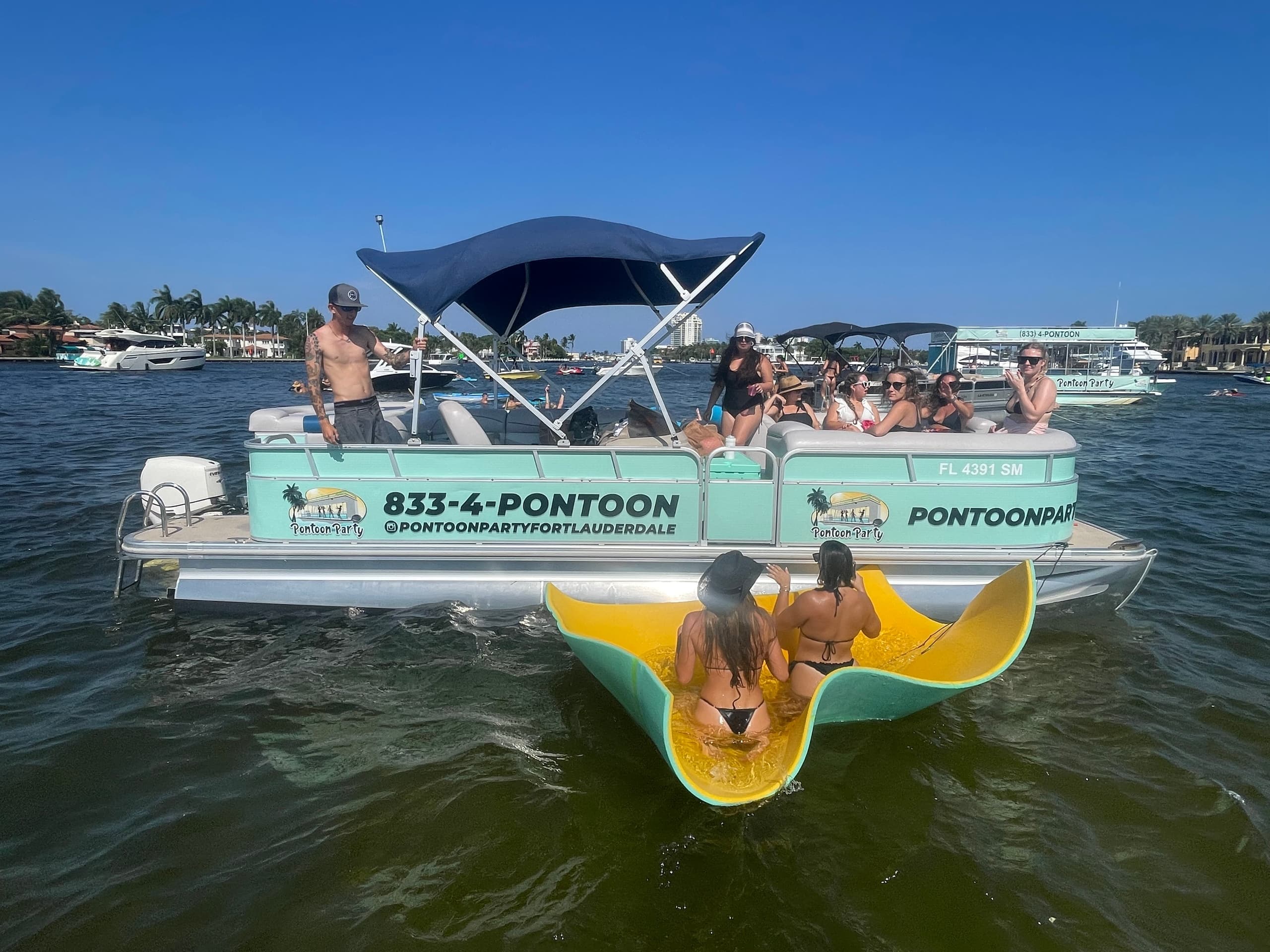 4 Hour Charter/Classic Sandbar - Tropical Thunder/Beach Babe Class