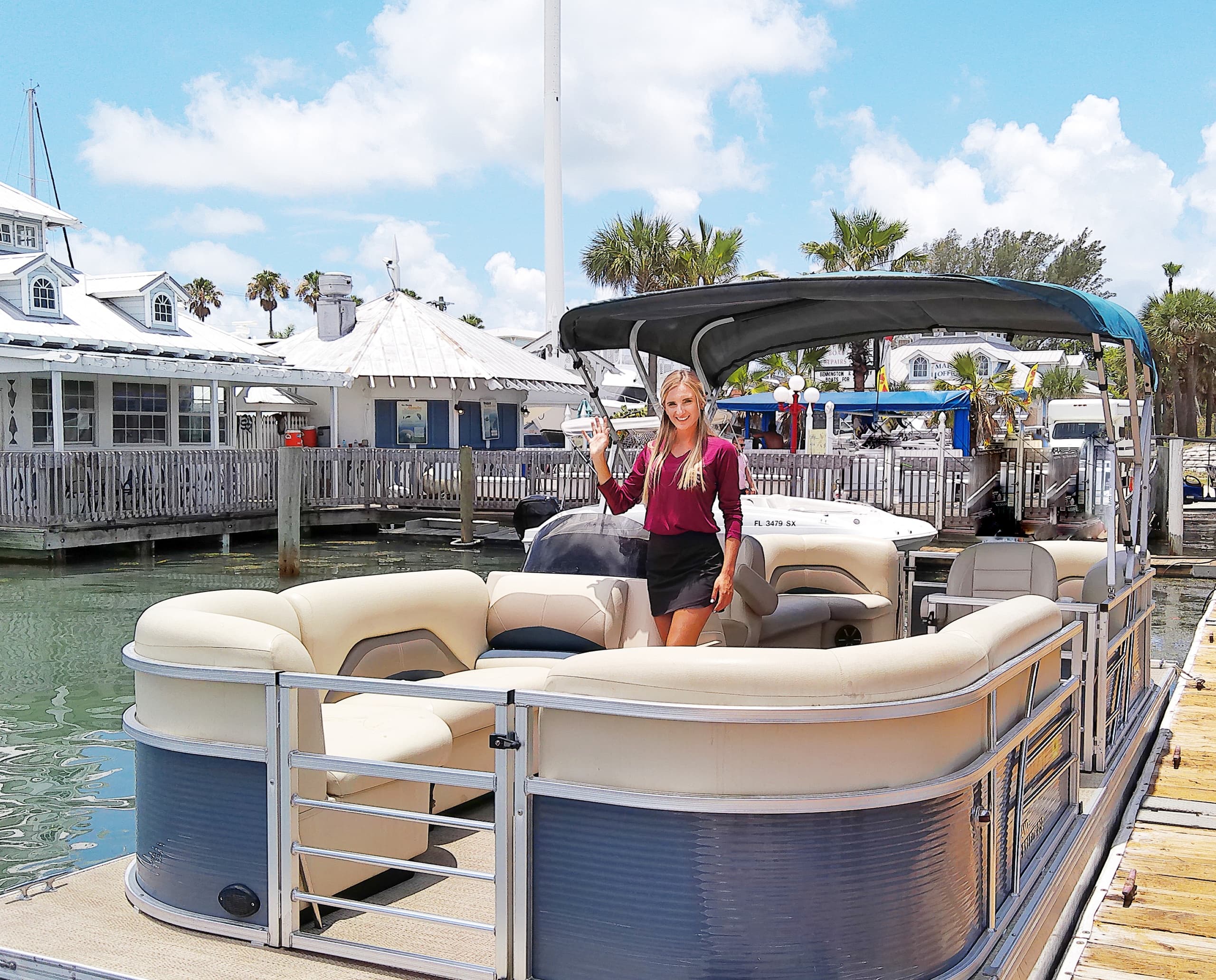 23' Pontoon Rental