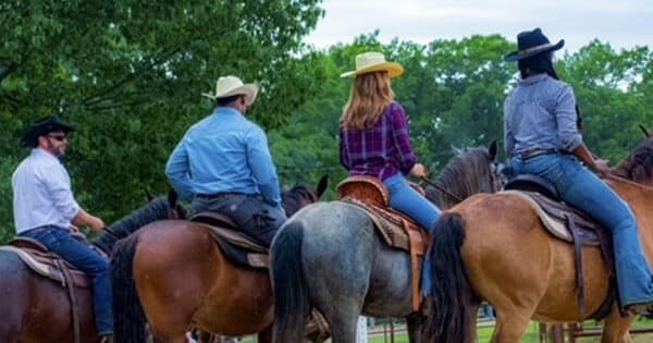 1.5 Hour Trail Ride