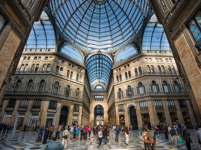 Naples guided tour: history, art and traditions