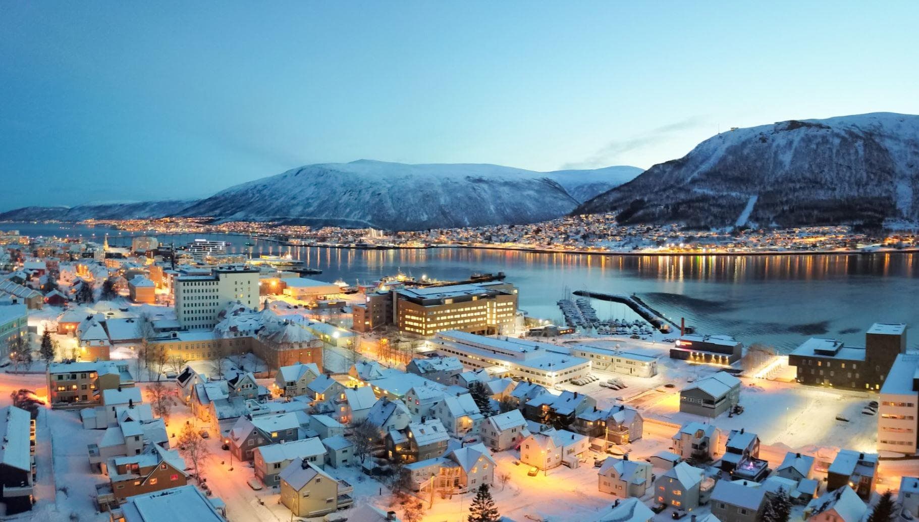 Tromsø Island Tour - Explore Tromsø City by Car