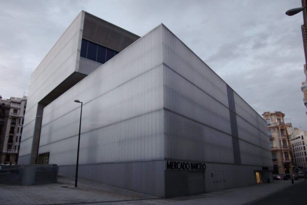 Madrid: Markets and Architecture