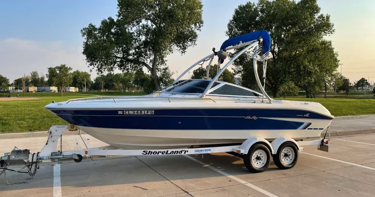 SeaRay 200