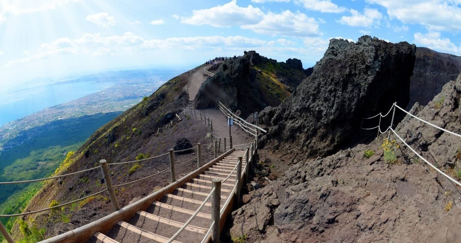 Vesuvio all inclusive - tour condiviso