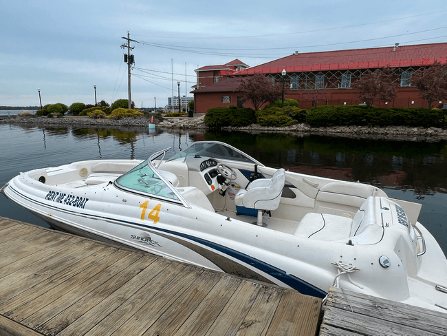 21' Searay Rental