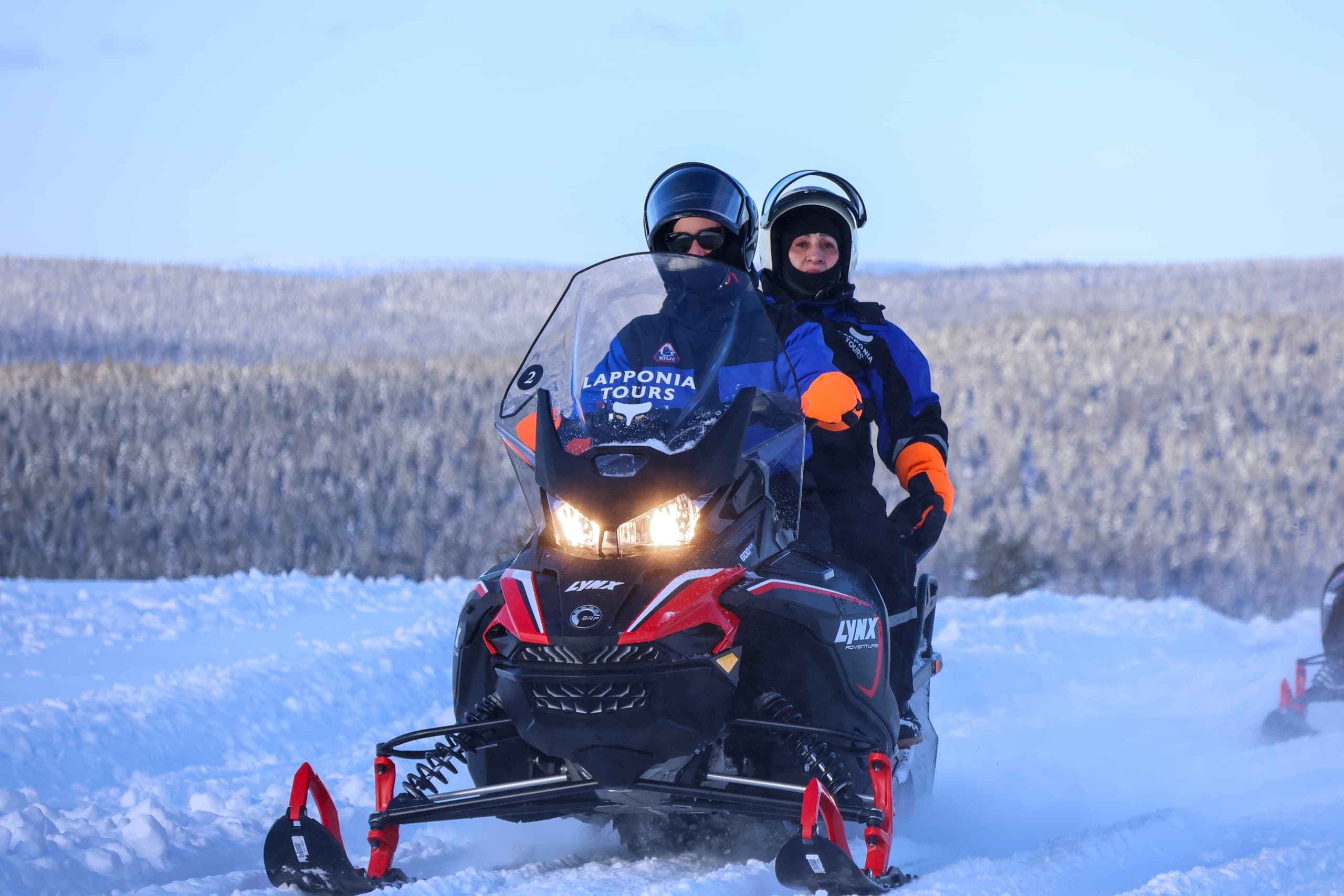 Snowmobile Wilderness safari, 4 h