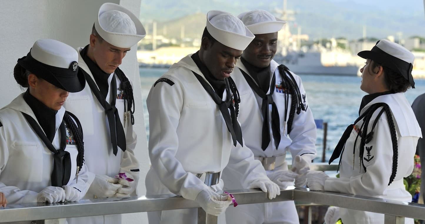 Private Limousine Tour of Pearl Harbor- The USS Arizona Memorial" & The "Mighty MO" The USS Missouri & More!"