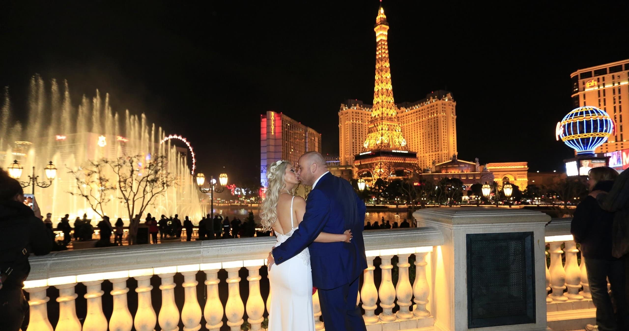 Viva Las Vegas Elvis Wedding Package
